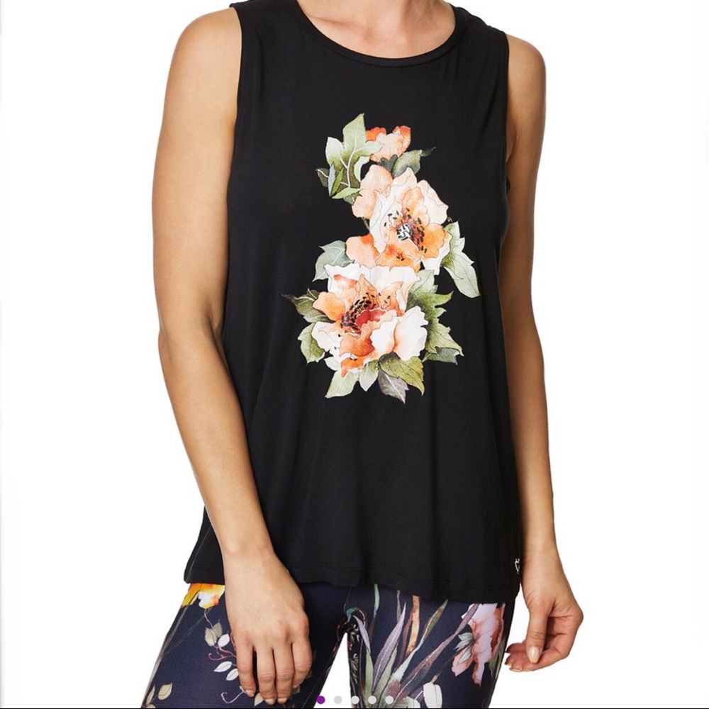 Betsey Johnson “stay wild” tank